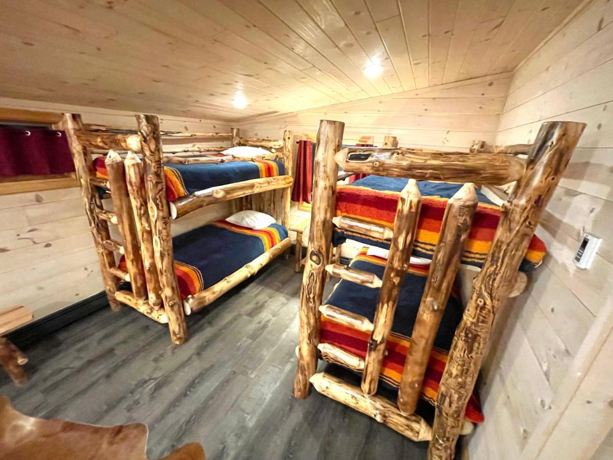 Hotel Adirondack Lake Cabins Indian Lake Zewnętrze zdjęcie