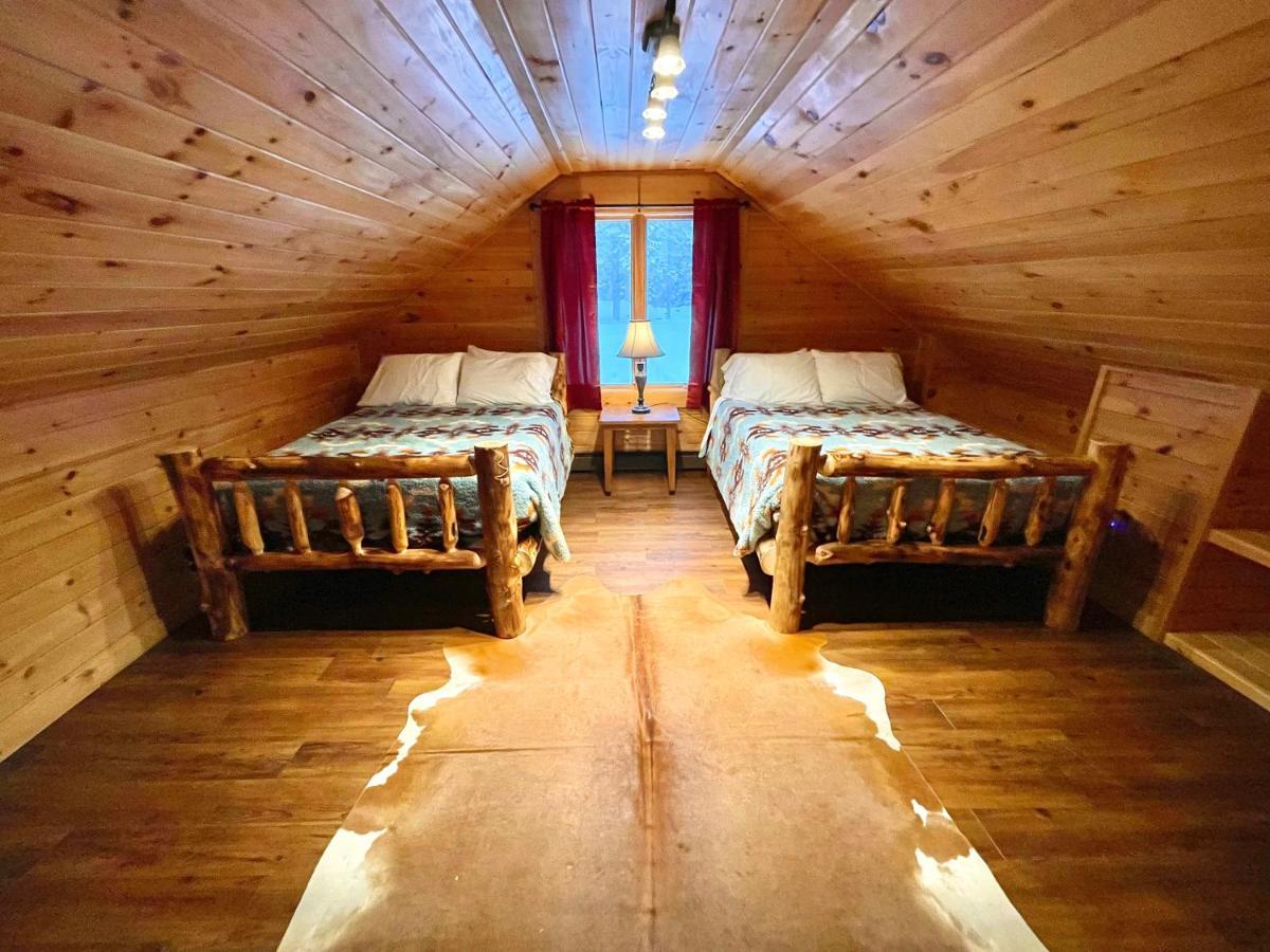 Hotel Adirondack Lake Cabins Indian Lake Zewnętrze zdjęcie