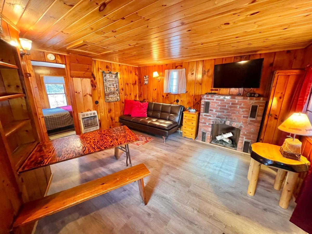 Hotel Adirondack Lake Cabins Indian Lake Zewnętrze zdjęcie