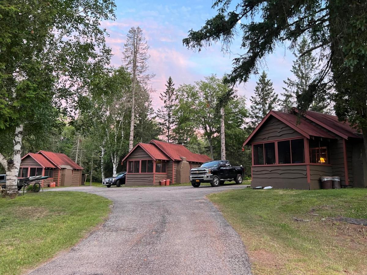 Hotel Adirondack Lake Cabins Indian Lake Zewnętrze zdjęcie